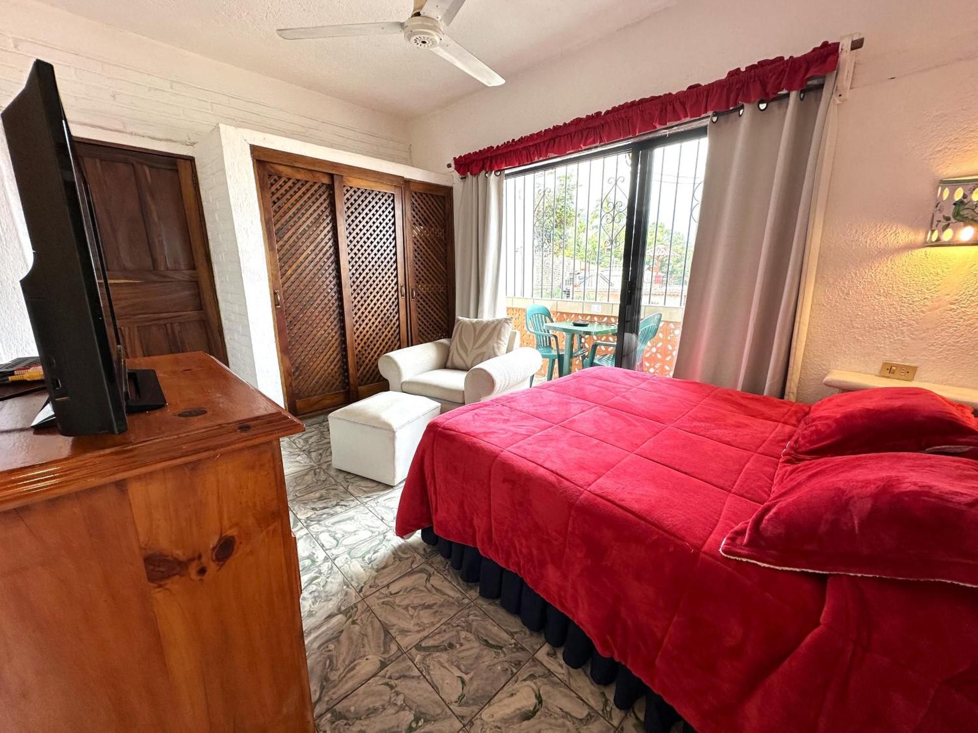 Casa Anita Aparthotel Пуерто Валярта Екстериор снимка
